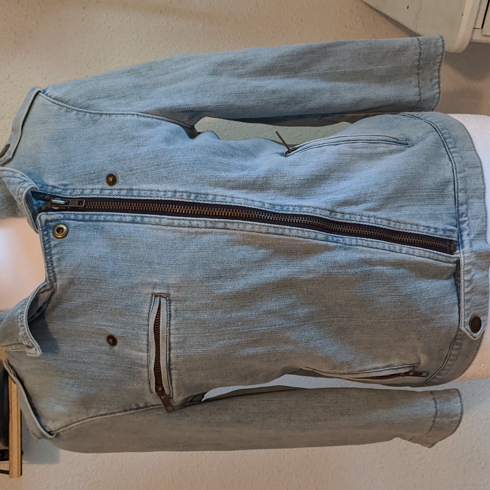 Y2K Gap Jean Jacket Sz Sm - Picture 4 of 10